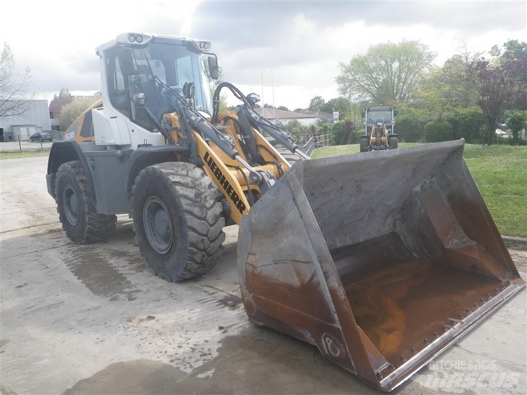 Liebherr L 538 Gumikerekes homlokrakodók