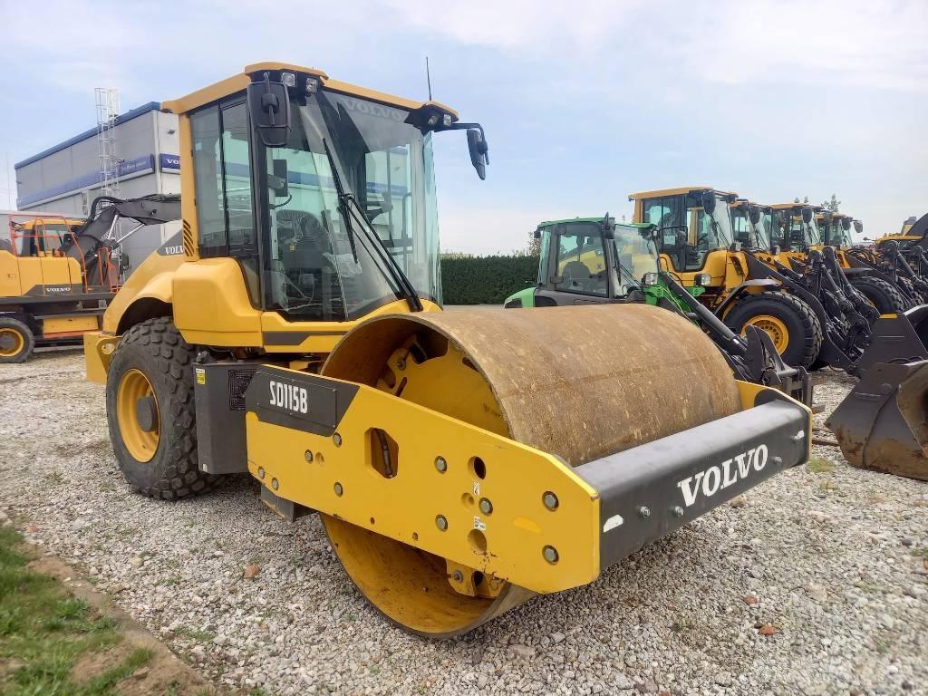 Volvo SD 115 B Egydobos hengerek