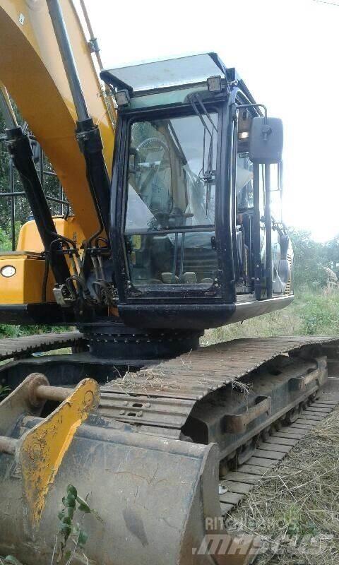 JCB JS220LC Lánctalpas kotrók