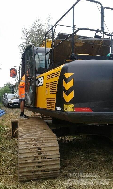 JCB JS220LC Lánctalpas kotrók