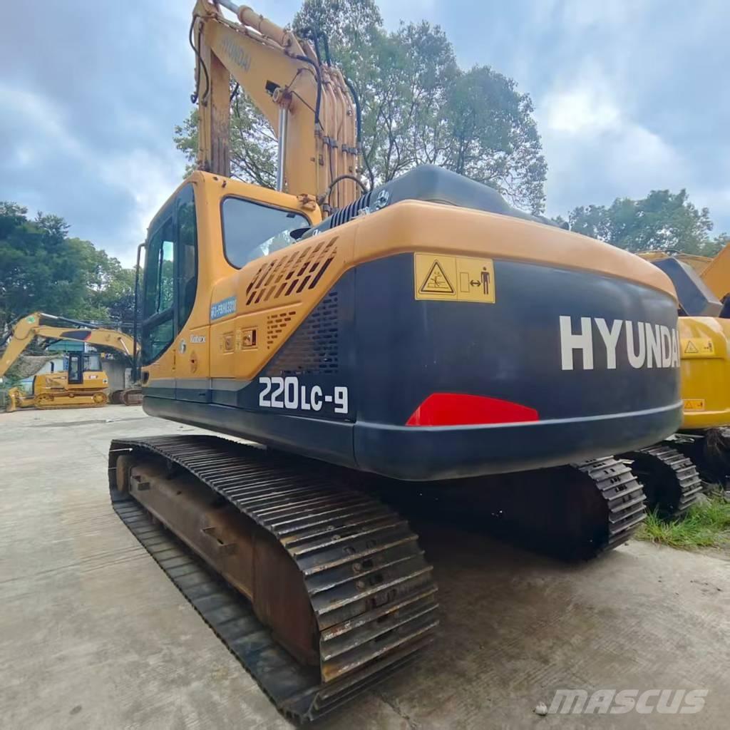 Hyundai R220LC-9S Lánctalpas kotrók
