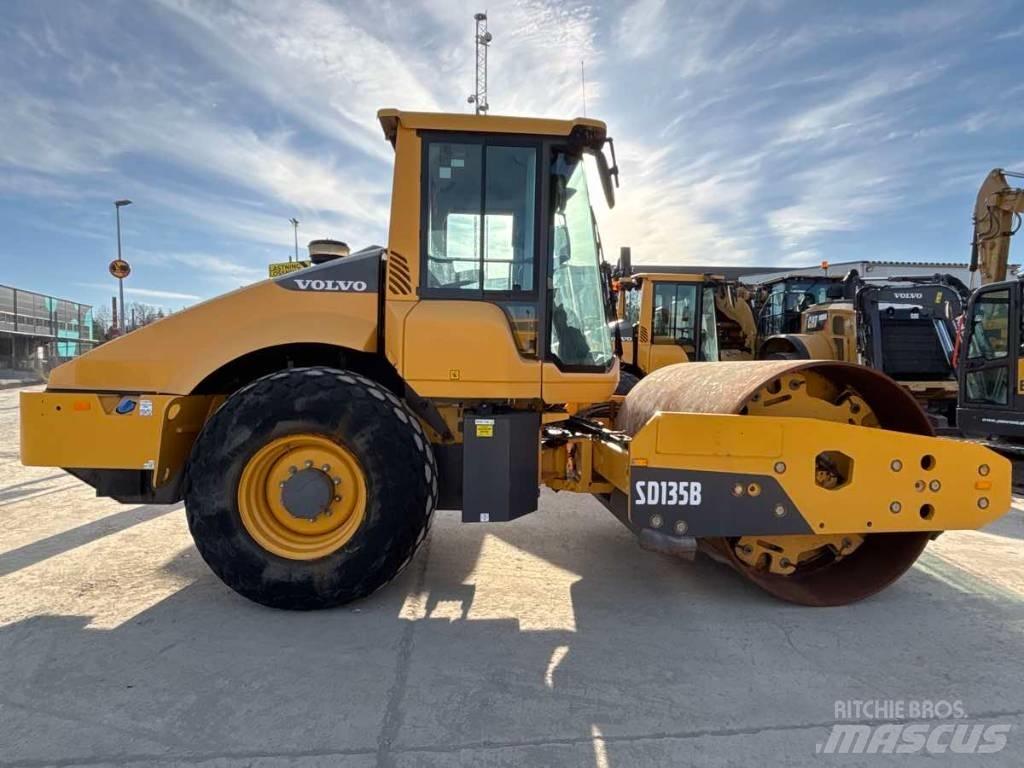 Volvo SD 135 B Egydobos hengerek