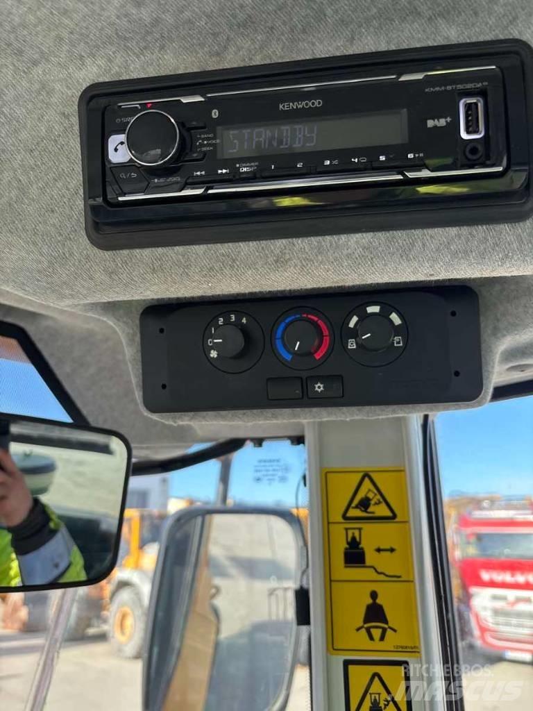 Volvo SD 135 B Egydobos hengerek