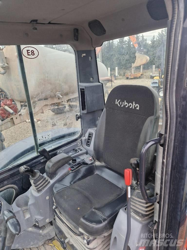 Kubota U 55-4 Mini kotrók < 7t