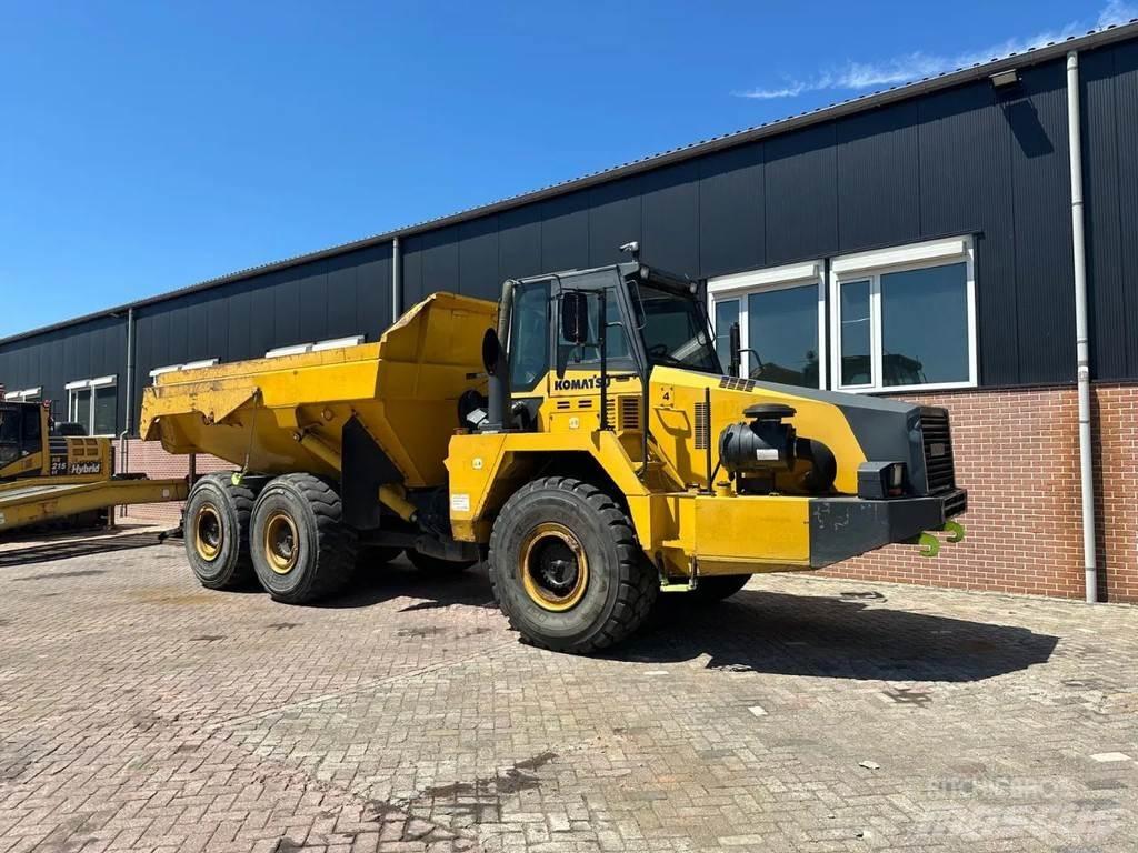 Komatsu HM300-2 Csuklósdömperek