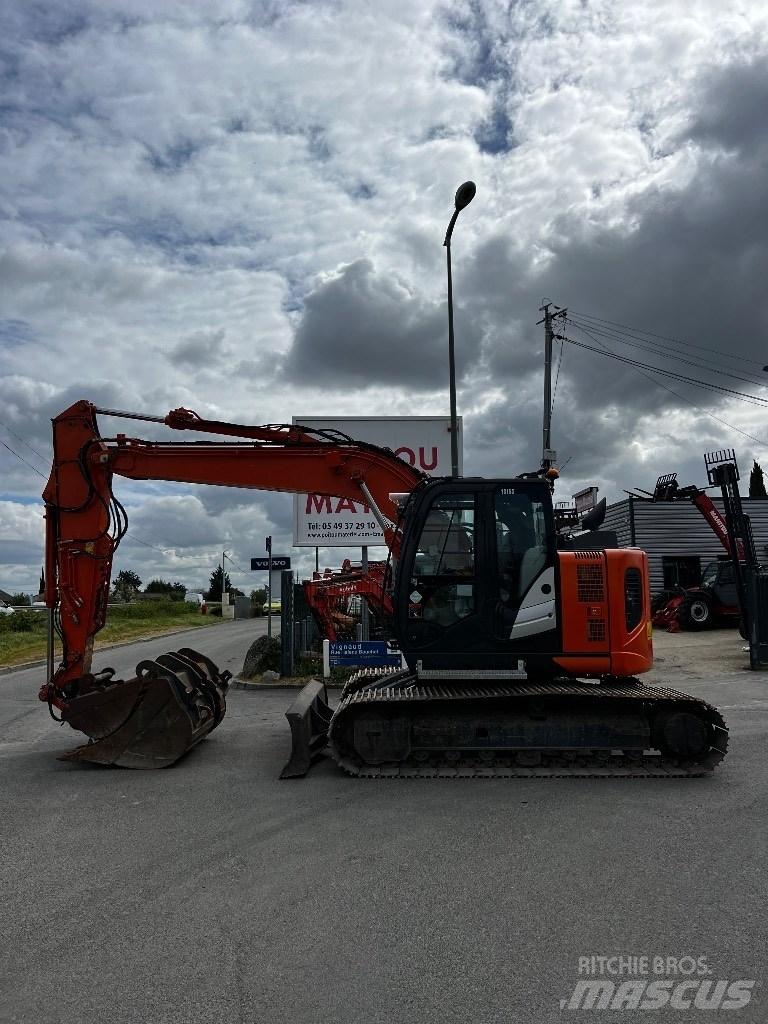 Hitachi ZX 135 US-6 Lánctalpas kotrók