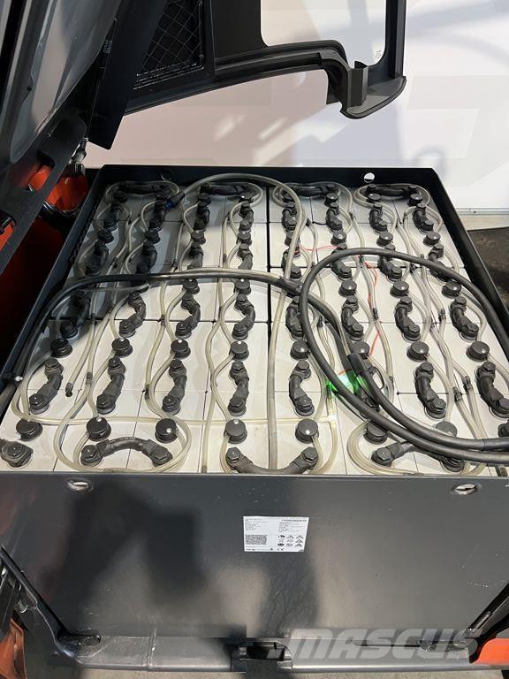 Linde E50HL-01 Elektromos targoncák