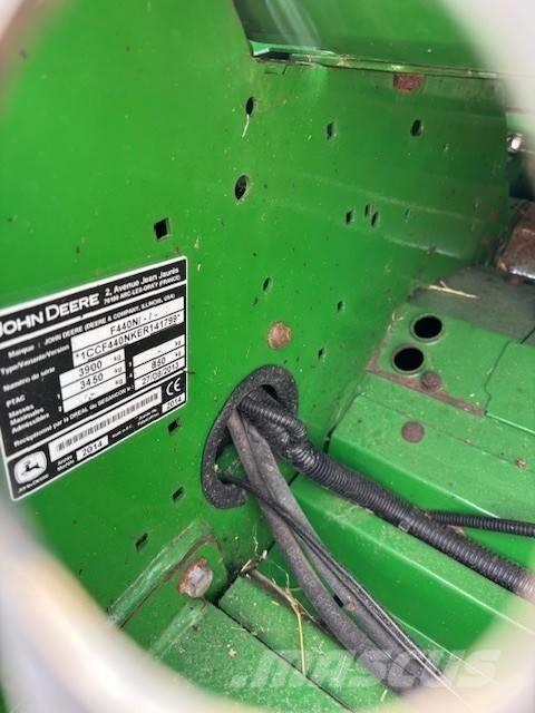 John Deere F 440 R Körbálázók