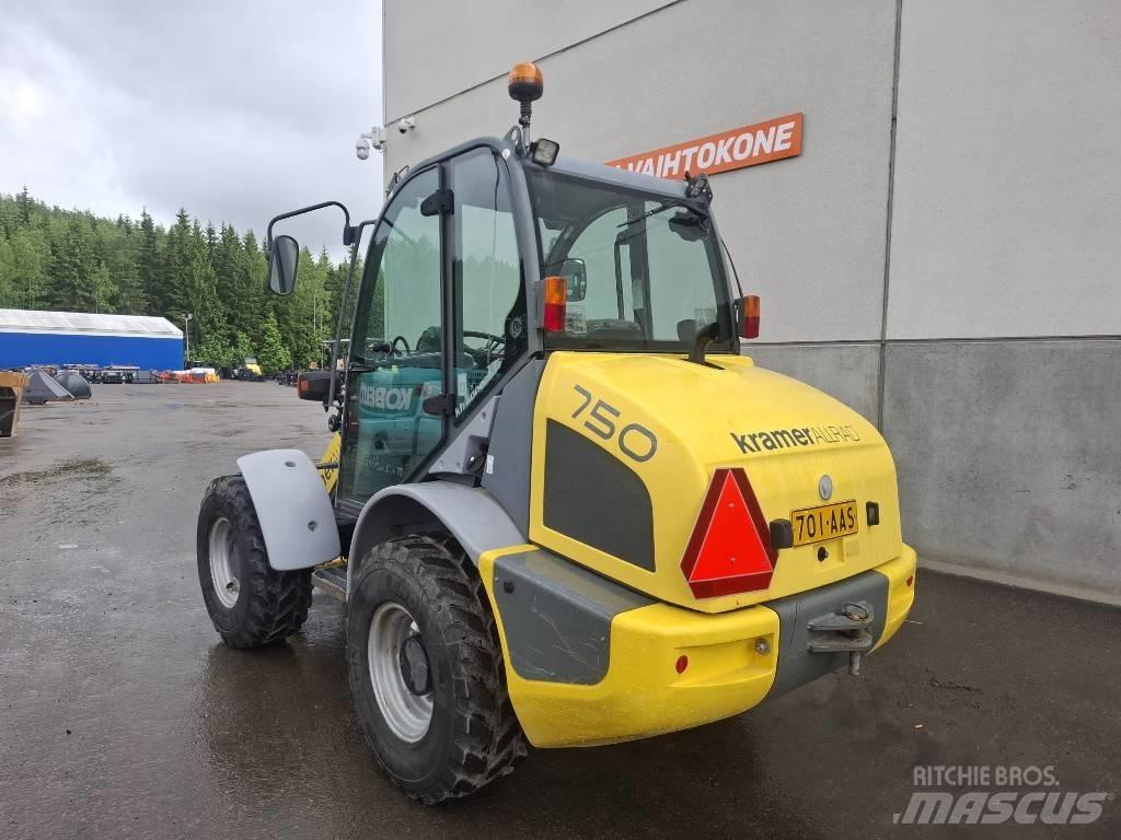 Kramer 750 Gumikerekes homlokrakodók