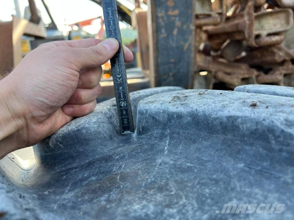 Valmet 840.2 Kihordók