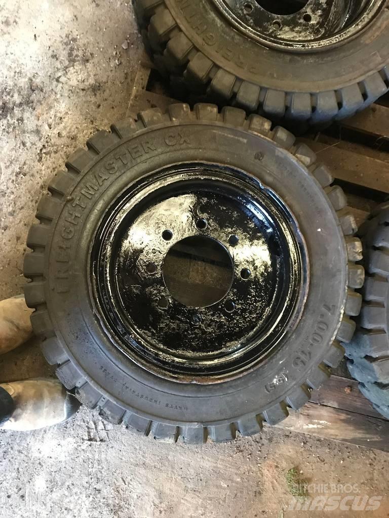 Bobcat S 175 Kompaktrakodók
