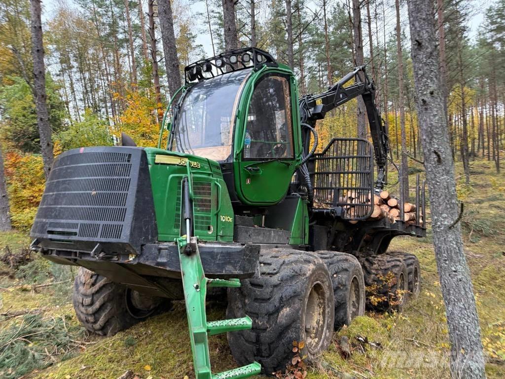 John Deere 1010 E Kihordók