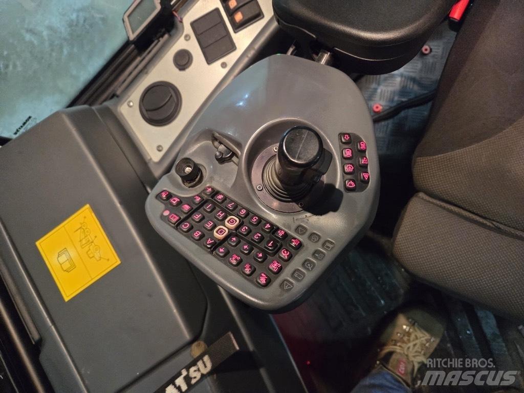 Komatsu 855.1 Kihordók