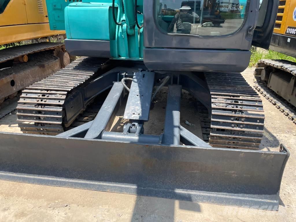 Kobelco SK 75 Lánctalpas kotrók