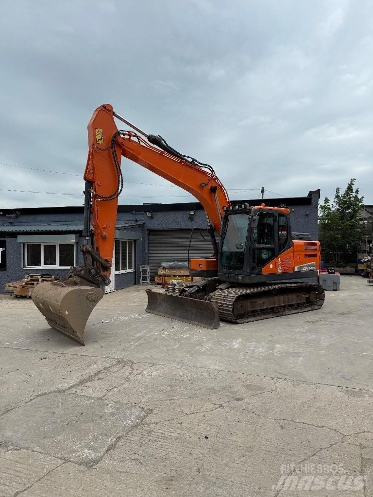 Doosan DX 140 LC Lánctalpas kotrók