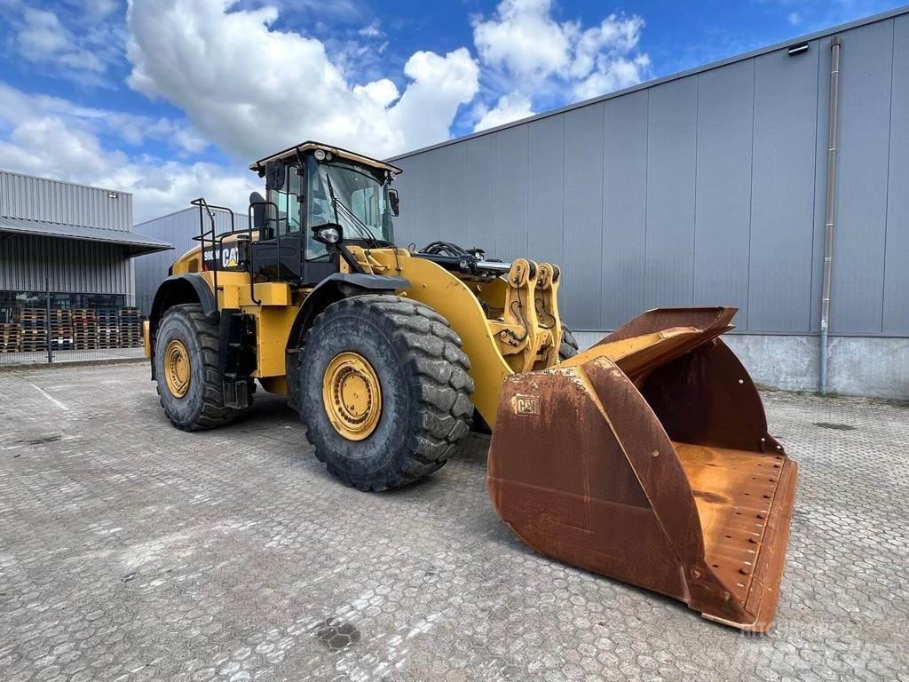 CAT 980M Gumikerekes homlokrakodók