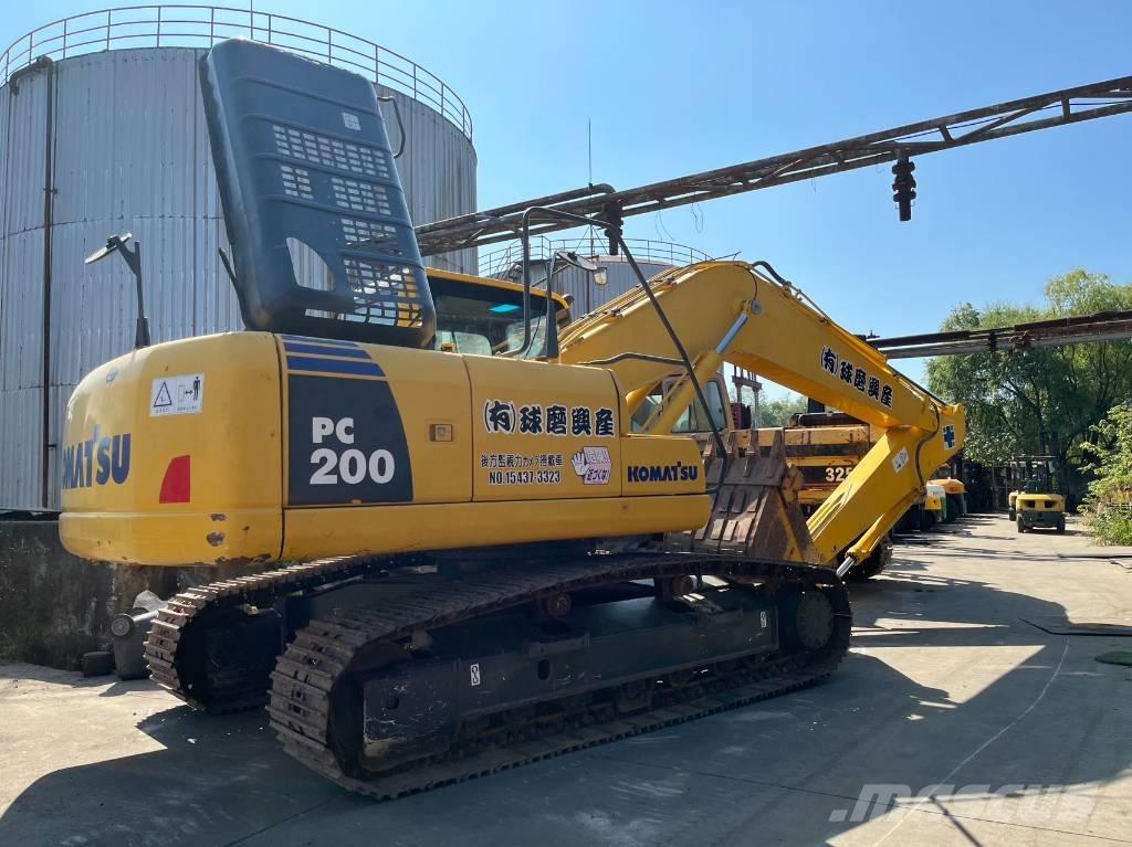 Komatsu PC 200-8N1 Lánctalpas kotrók