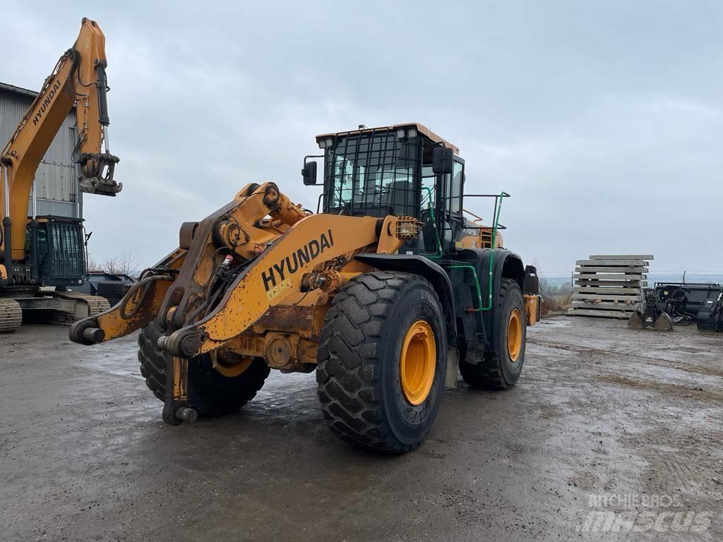 Hyundai HL 770-9 A Gumikerekes homlokrakodók