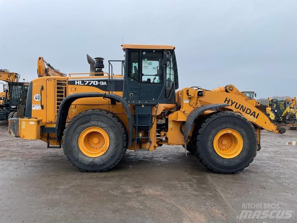 Hyundai HL 770-9 A Gumikerekes homlokrakodók