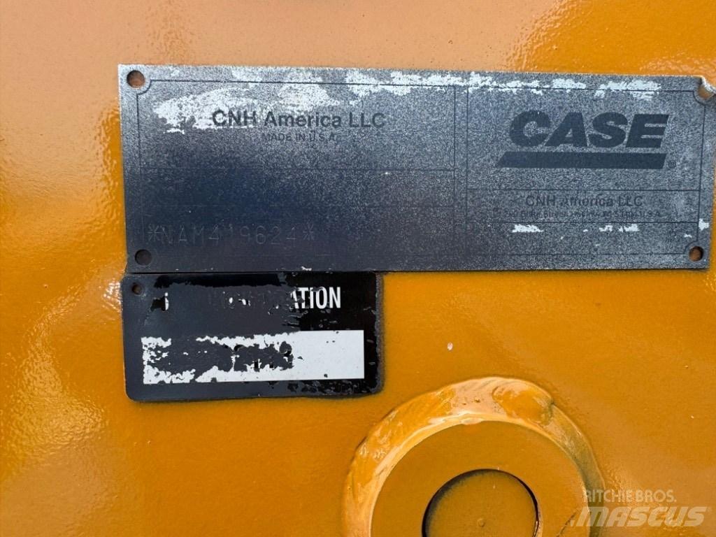 CASE 450 Kompaktrakodók