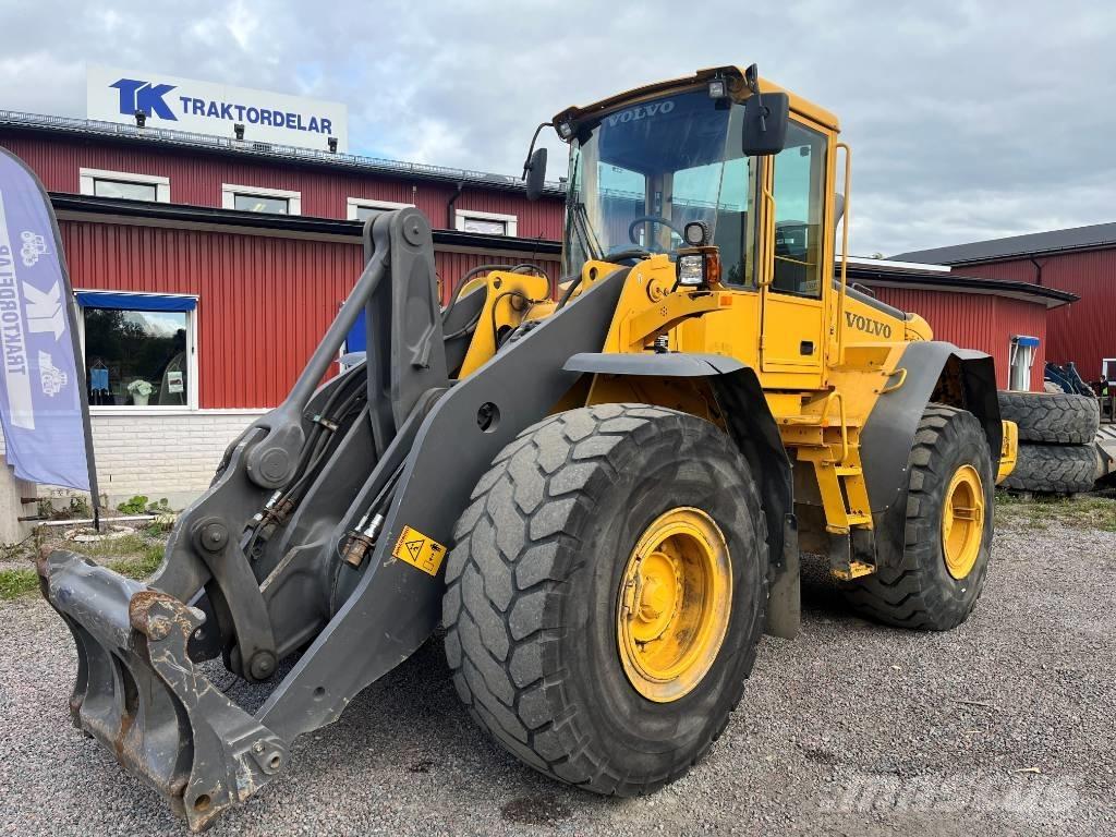 Volvo L 120 E Gumikerekes homlokrakodók