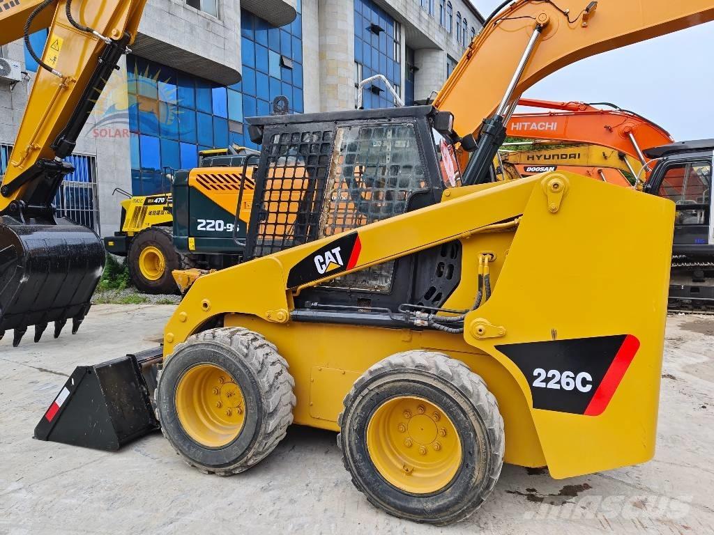 CAT 226 C Kompaktrakodók