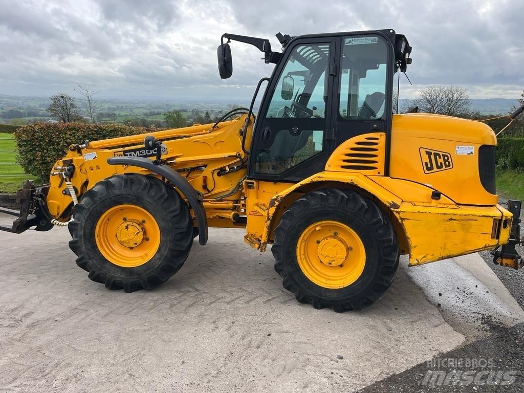 JCB TM 300 Teleszkópos mezőgazdasági rakodók