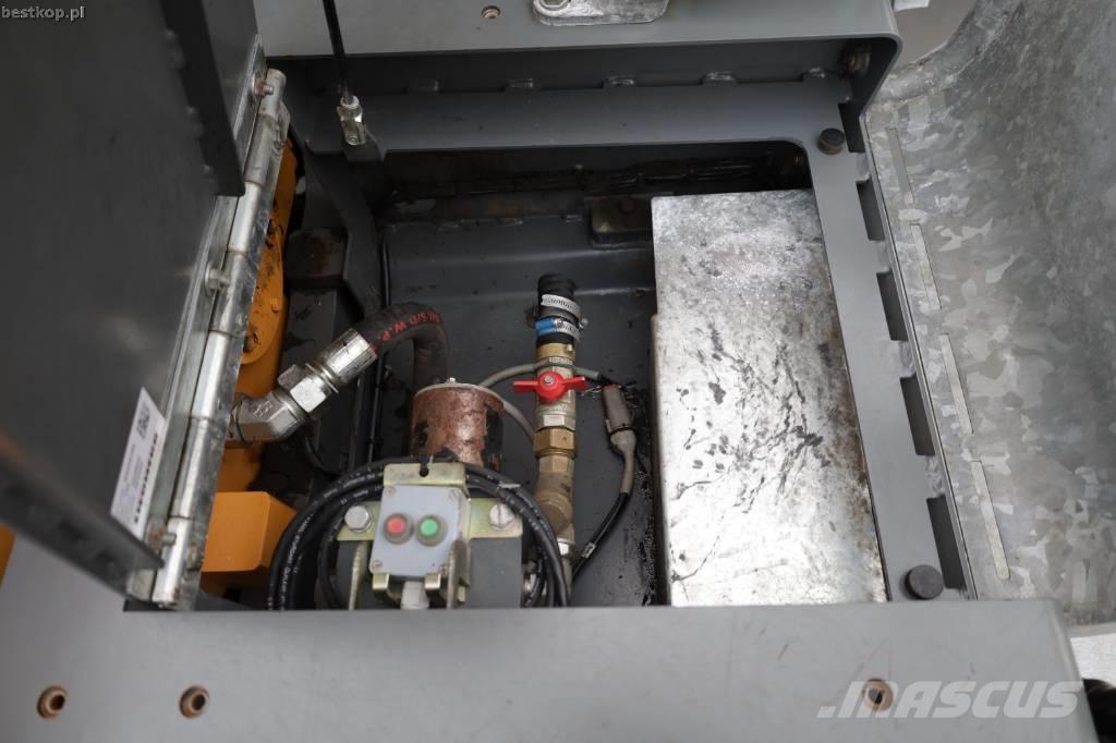 Liebherr A 916 Gumikerekes kotrók