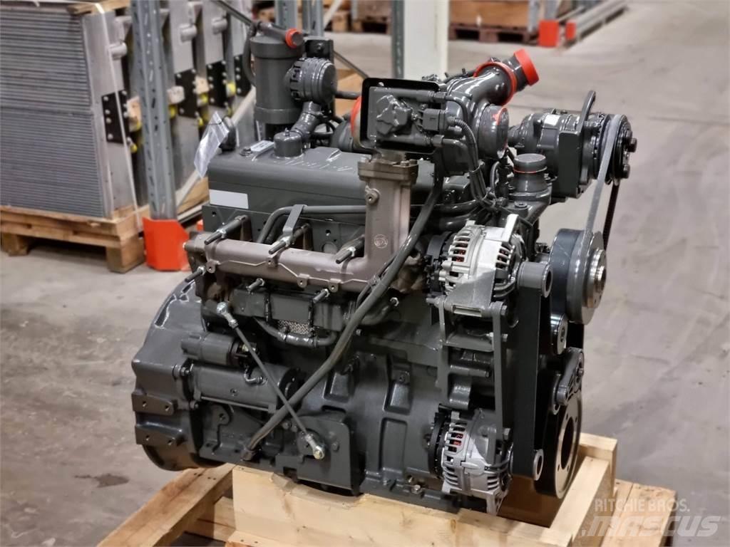 Komatsu 49 AWF Motorok