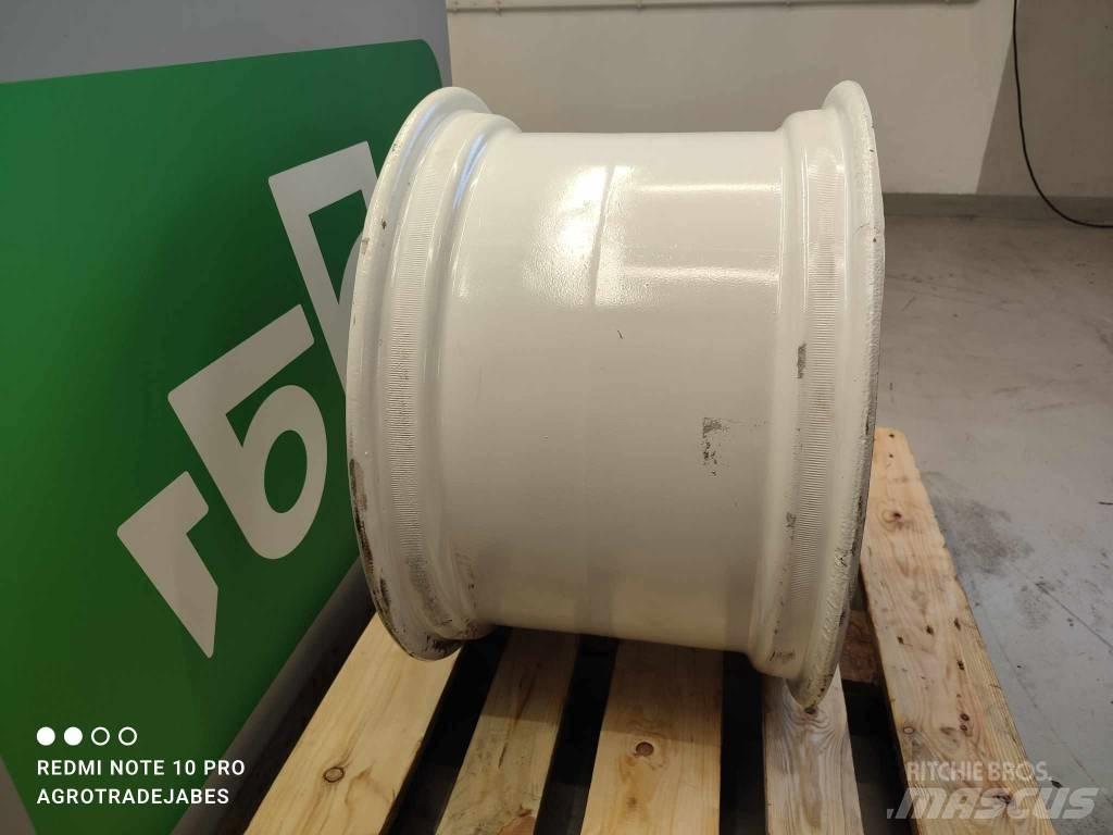  (W15LX24) rim (W15LX24) Gumiabroncsok, kerekek és felnik