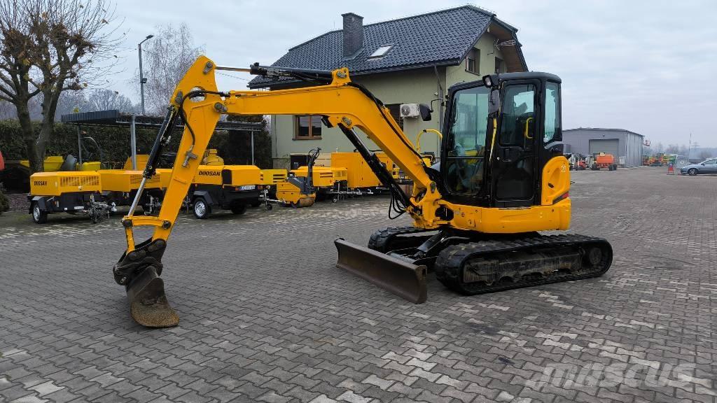 Kubota U 48-4 Mini kotrók < 7t
