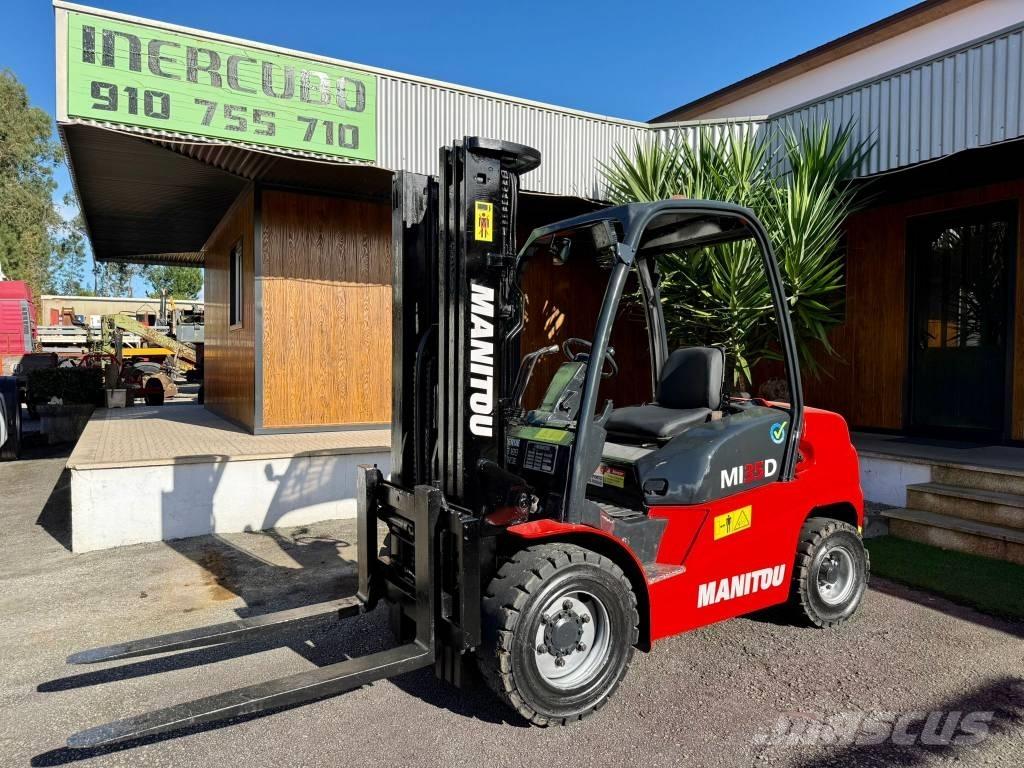 Manitou MI 35 D Dízel targoncák