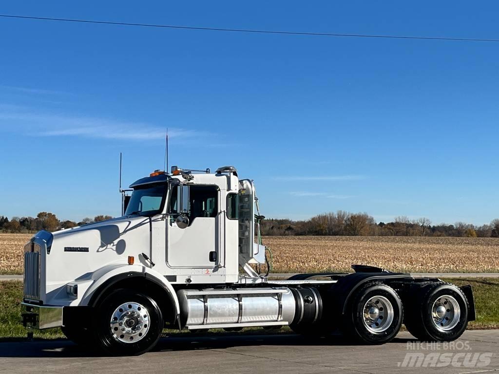 Kenworth T 800 Nyergesvontatók