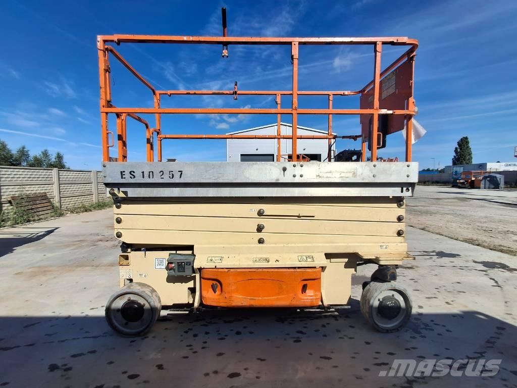 JLG 3246ES Ollós emelők