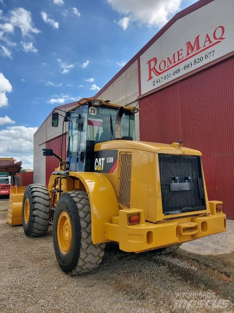 CAT 938 H Gumikerekes homlokrakodók