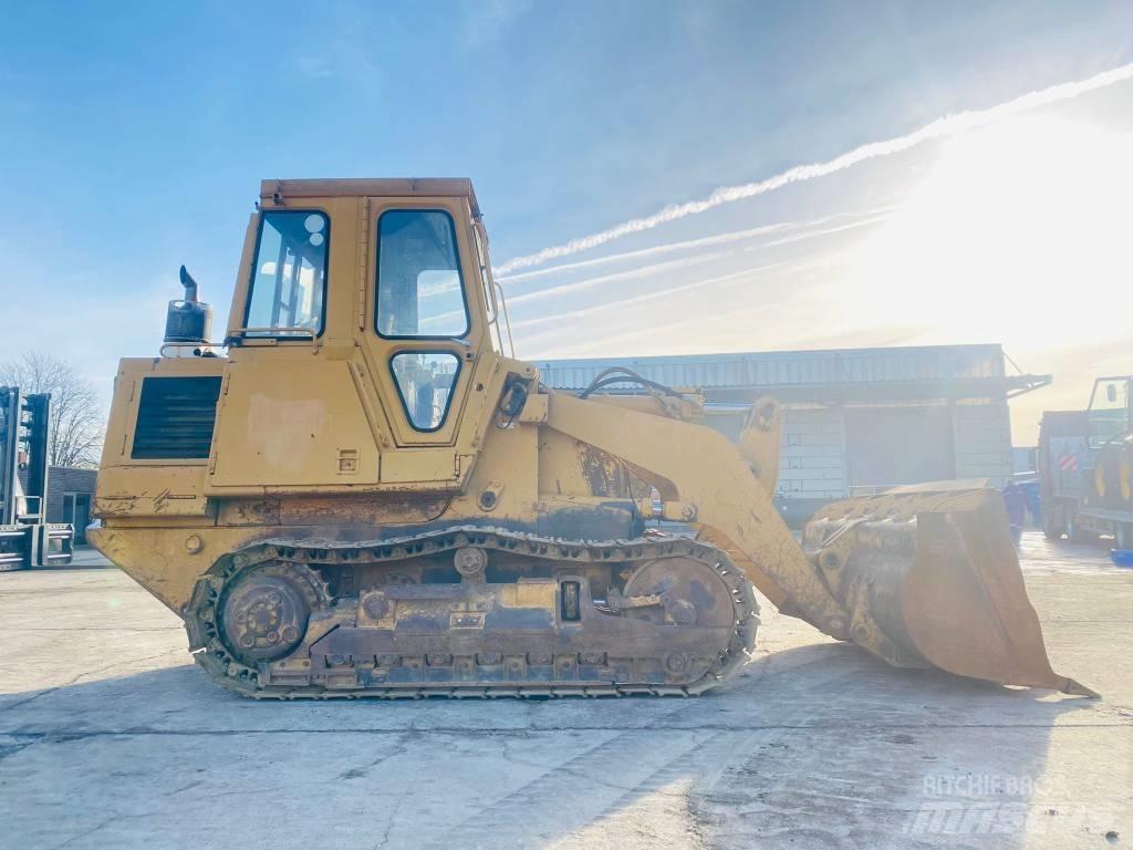 CAT 943 LGP Lánctalpas homlokrakodók
