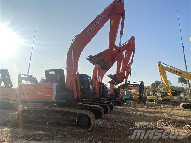 Hitachi ZX 240H Lánctalpas kotrók
