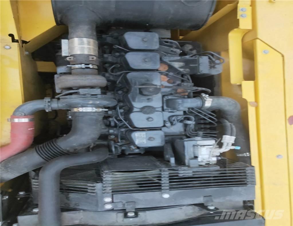 Komatsu PC200-7 Lánctalpas kotrók