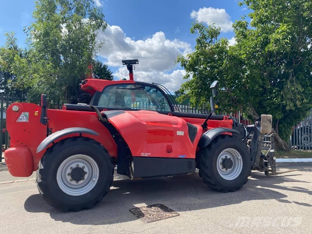 Manitou MT 1440 Teleszkópos rakodók