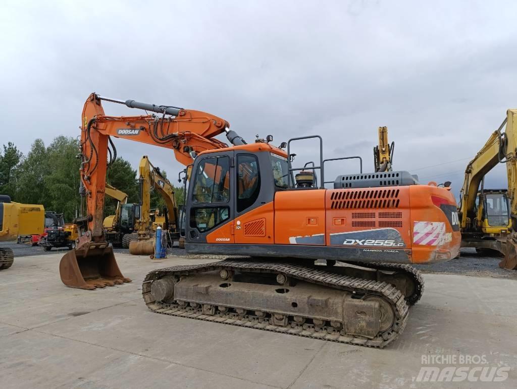 Doosan DX 255 LC-5 Lánctalpas kotrók