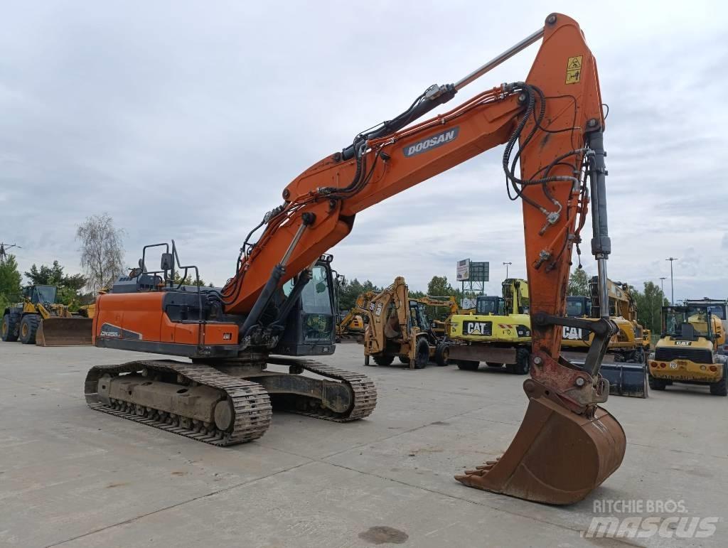 Doosan DX 255 LC-5 Lánctalpas kotrók