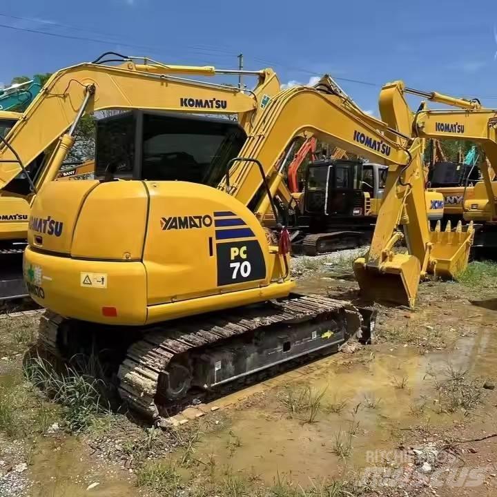 Komatsu PC70 Lánctalpas kotrók