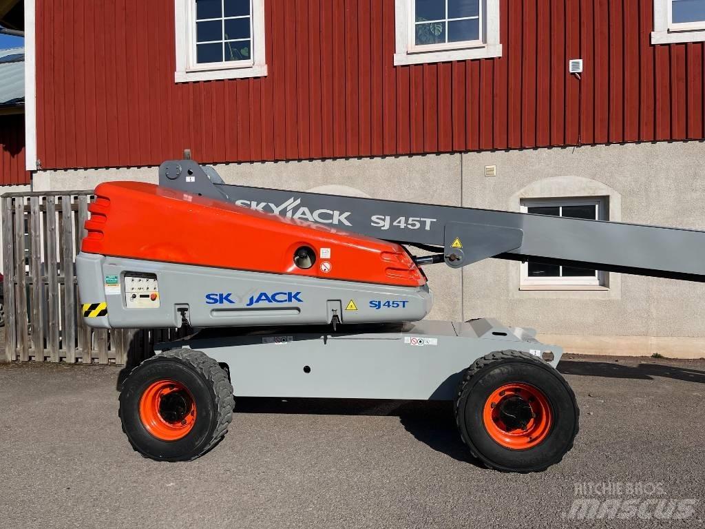 SkyJack SJ 45 T Teleszkópos emelők