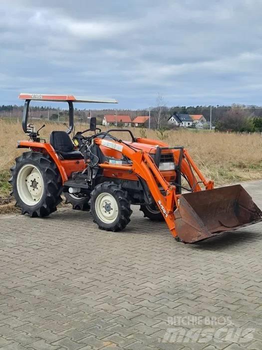 Kubota GL 25 Kompakt traktorok