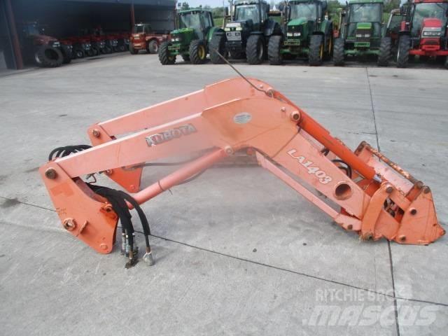 Kubota LA1403 Loader Traktorok
