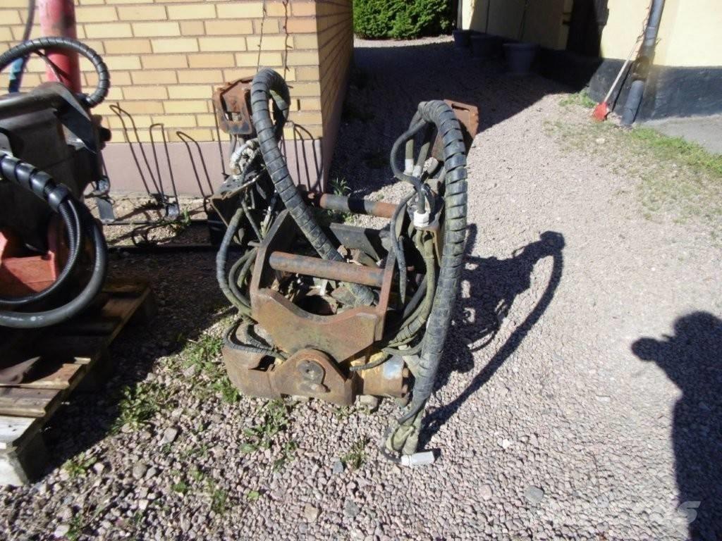 Engcon rotor tilt Gumikerekes homlokrakodók