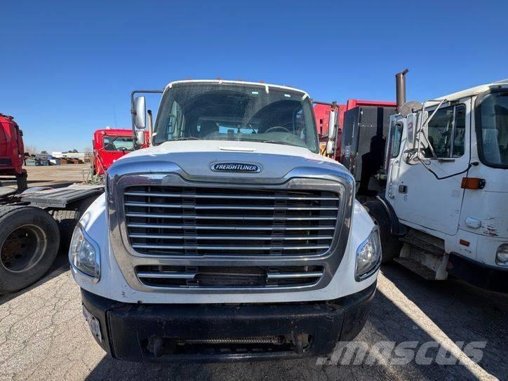 Freightliner M2 Multifunkciós teherautók