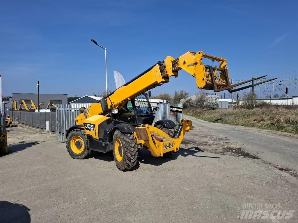 JCB 540-140 Teleszkópos rakodók