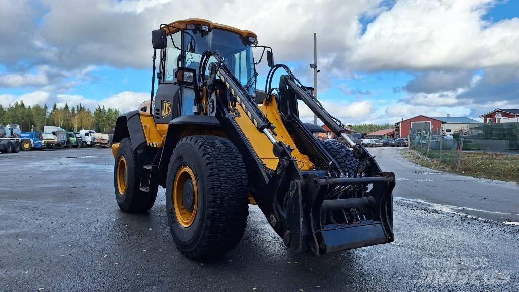JCB 426 HT Gumikerekes homlokrakodók