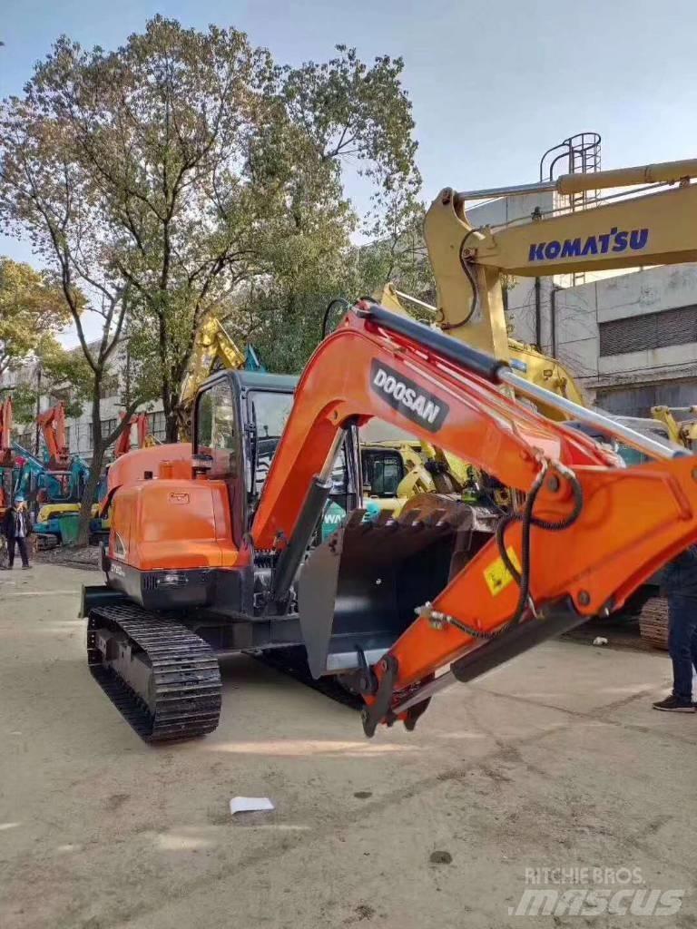 Doosan DX 60-9C Lánctalpas kotrók